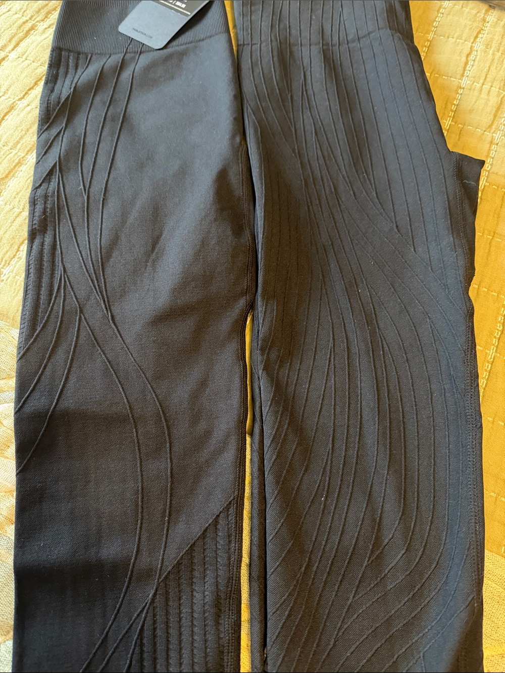 NWT Fabletics Seamless High-Waisted Legging - 2 pair - Picture 9 of 9